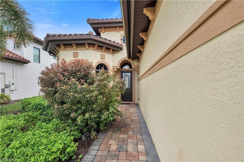 15903 Secoya Reserve CIR, NAPLES, FL 34110 — photo 2