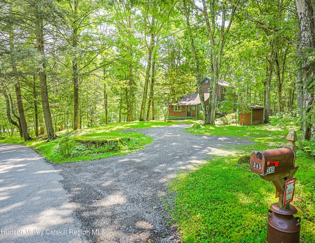 345 Dug Road, Accord, NY 12404