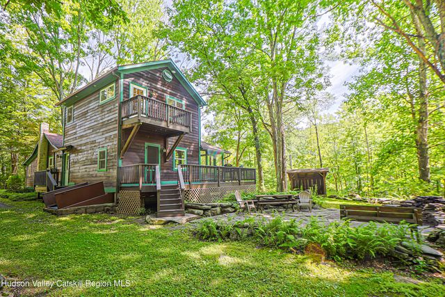 345 Dug Road, Accord, NY 12404