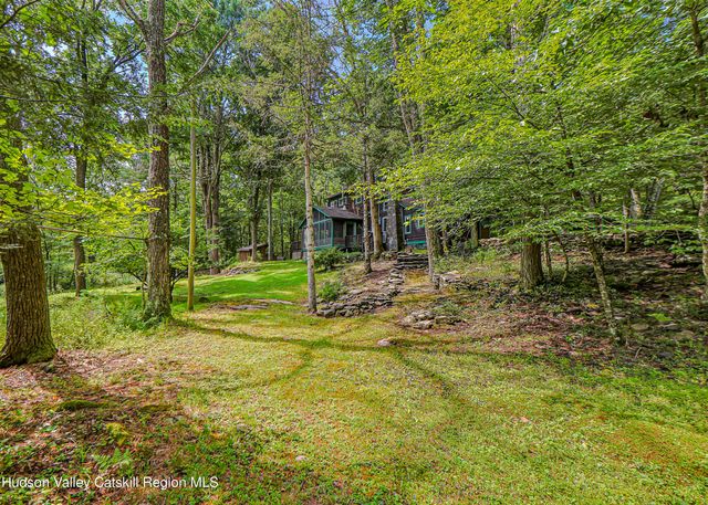 345 Dug Road, Accord, NY 12404