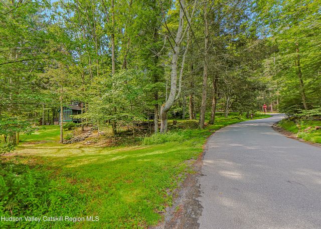 345 Dug Road, Accord, NY 12404