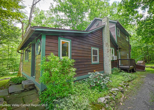 345 Dug Road, Accord, NY 12404