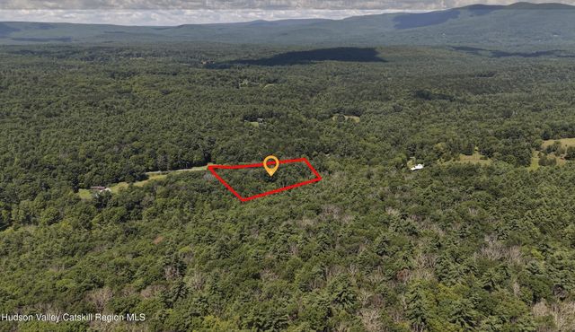 345 Dug Road, Accord, NY 12404