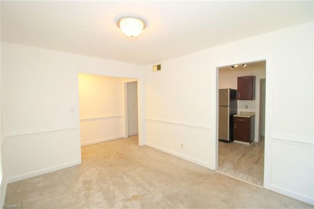 2831 Tully Square, Winston-salem, NC 27106