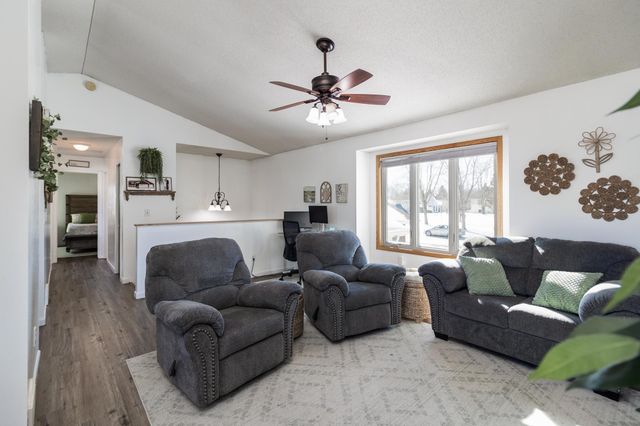 1125 5th Street N, Sartell, MN 56377