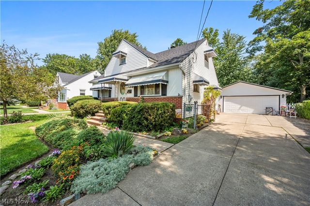 265 E 317th Street, Willowick, OH 44095