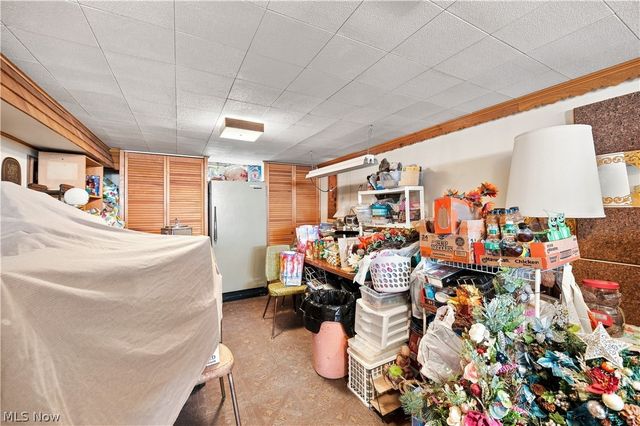 265 E 317th Street, Willowick, OH 44095