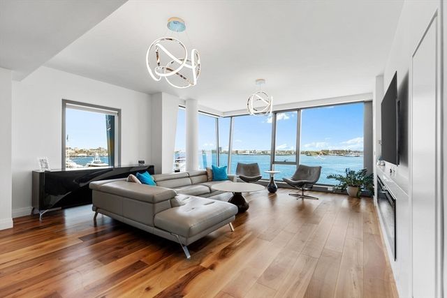 300 Pier 4 Blvd 5C, Boston, MA 02210