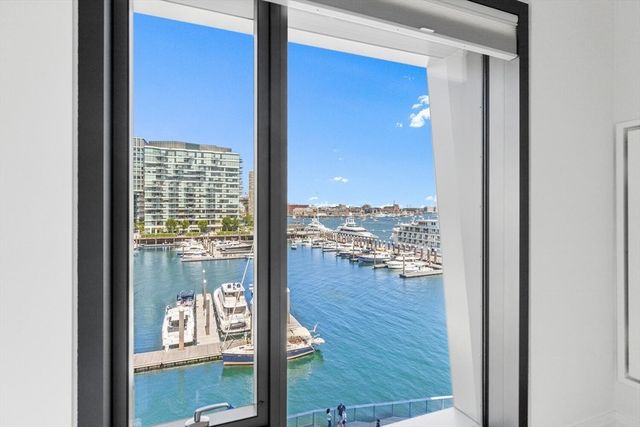 300 Pier 4 Blvd 5C, Boston, MA 02210