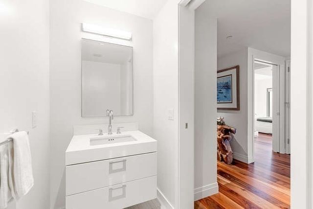 300 Pier 4 Blvd 5C, Boston, MA 02210