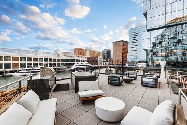 300 Pier 4 Blvd 5C, Boston, MA 02210