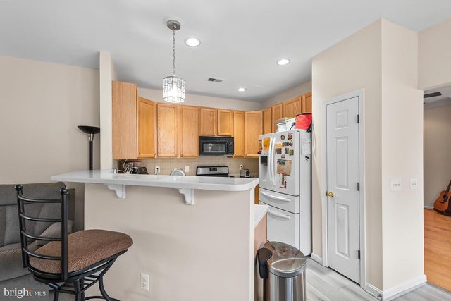 3618 SECRET GROVE CT, Dumfries, VA 22025