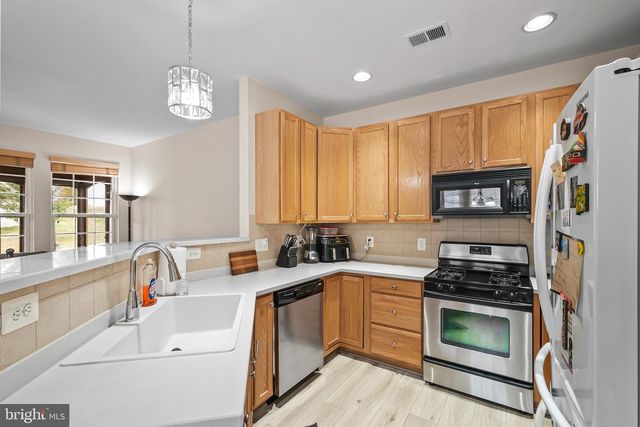 3618 SECRET GROVE CT, Dumfries, VA 22025