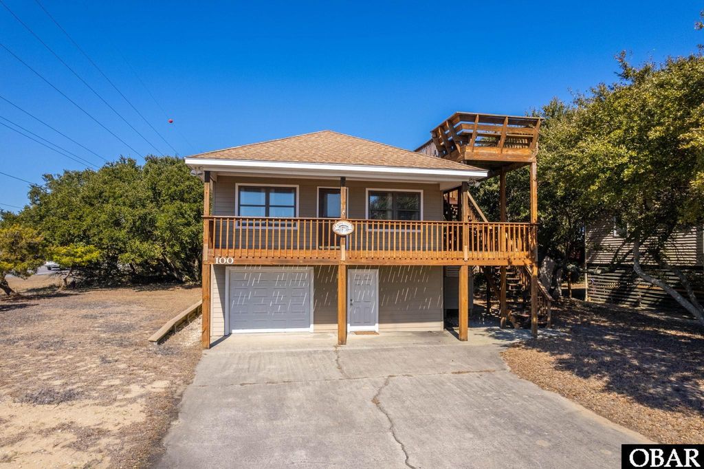 Image 1 of property listing at 100 E Landing Drive Lot 1, Kill Devil Hills, NC 27948