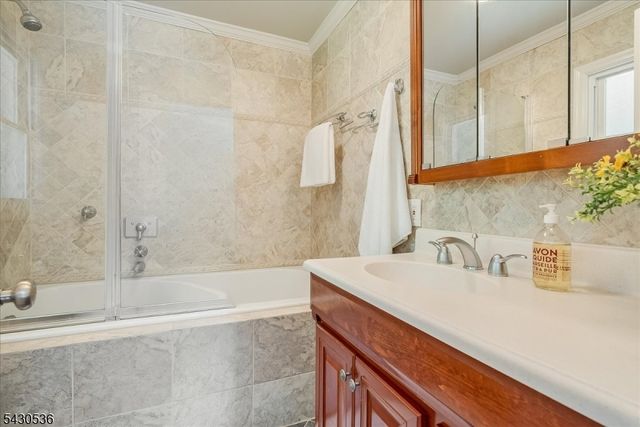 50 Elizabeth St, Bernards Twp., NJ 07920