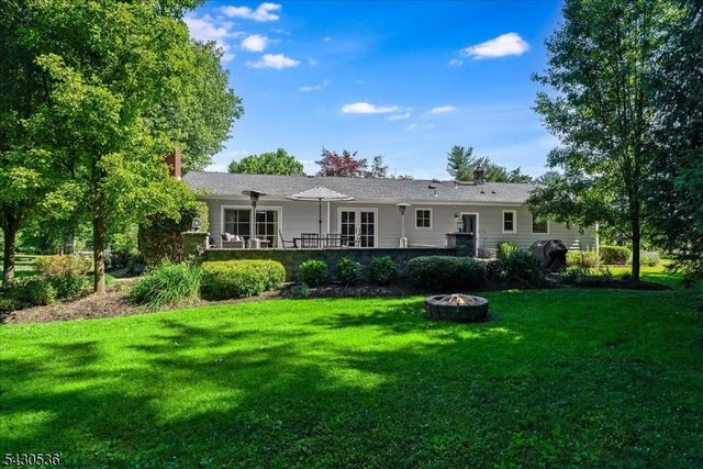 50 Elizabeth St, Bernards Twp., NJ 07920