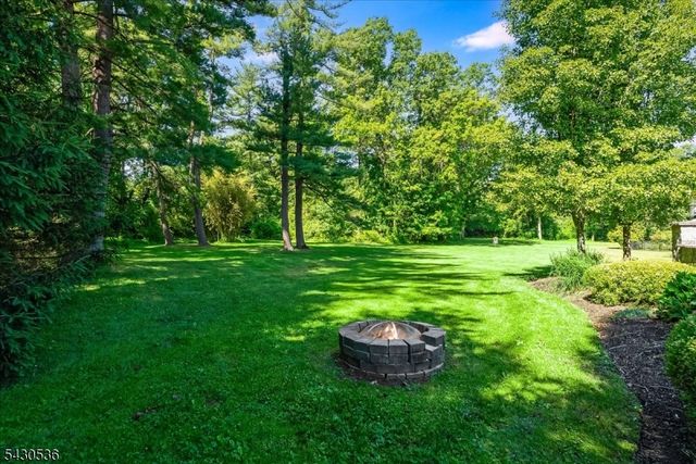 50 Elizabeth St, Bernards Twp., NJ 07920