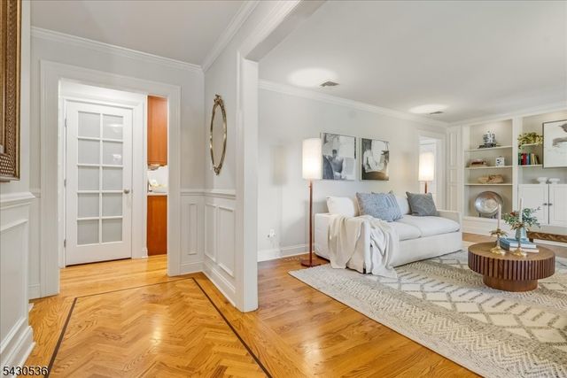 50 Elizabeth St, Bernards Twp., NJ 07920
