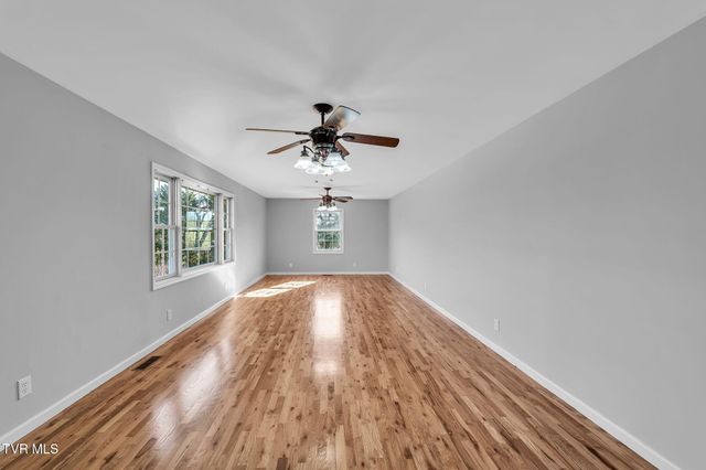 20004 Bethel Road, Abingdon, VA 24211