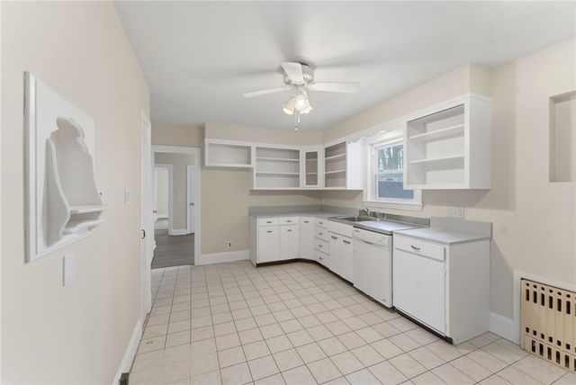 41 Summit Avenue, North Smithfield, RI 02896