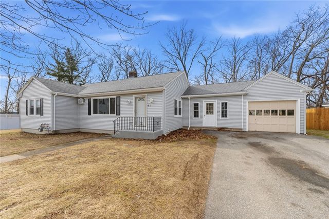 41 Summit Avenue, North Smithfield, RI 02896