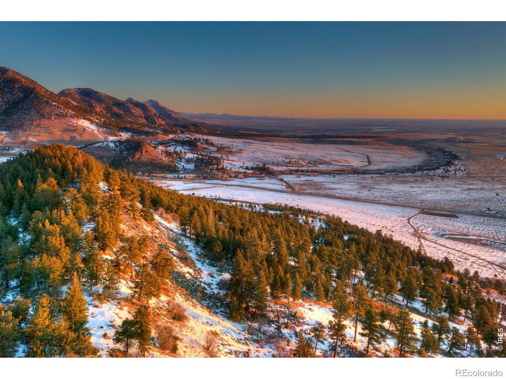 9352 Eastridge Road, Golden, CO 80403