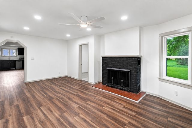26979 N Ada Street, Wauconda, IL 60084