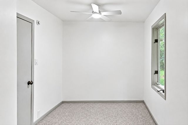 26979 N Ada Street, Wauconda, IL 60084