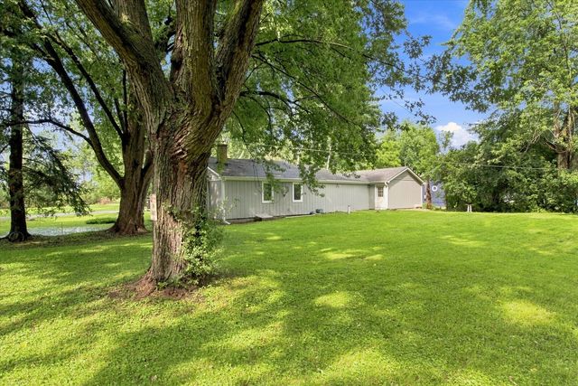26979 N Ada Street, Wauconda, IL 60084
