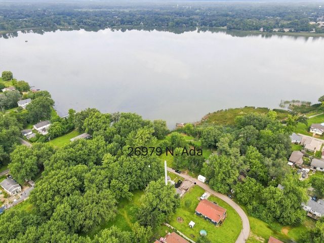 26979 N Ada Street, Wauconda, IL 60084