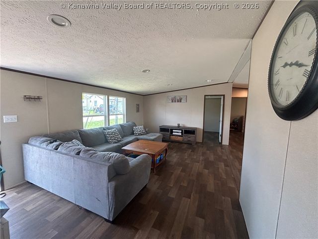 3411 Mossman Avenue, Point Pleasant, WV 25550