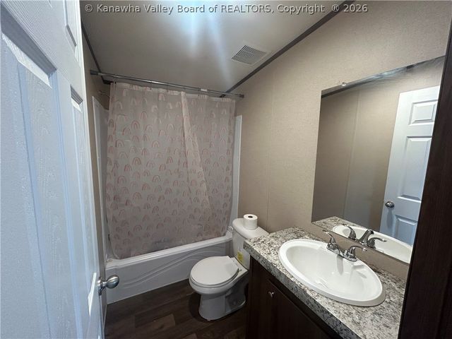 3411 Mossman Avenue, Point Pleasant, WV 25550