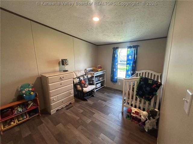 3411 Mossman Avenue, Point Pleasant, WV 25550