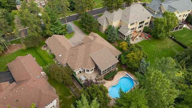 12389 Riverview Road, Eden Prairie, MN 55347