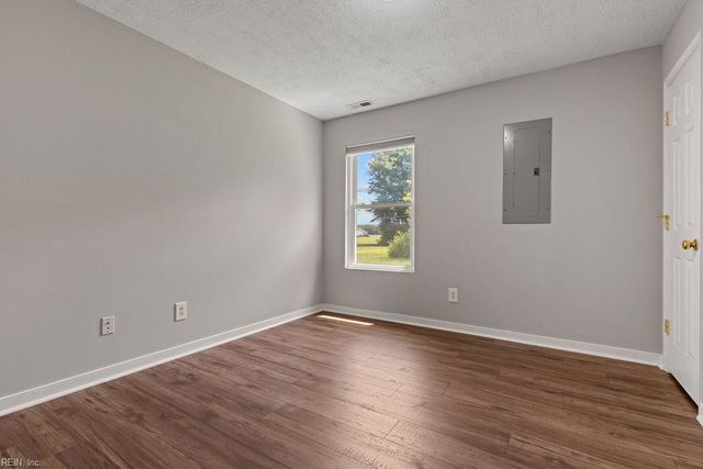 4673 Deer Path RD, Suffolk, VA 23434