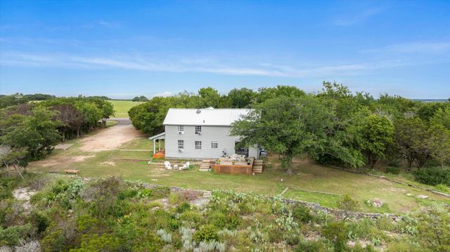 8395 State Highway 22, Meridian, TX 76665