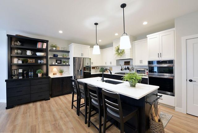 4078 49th Avenue S, Fargo, ND 58104