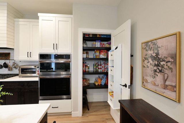 4078 49th Avenue S, Fargo, ND 58104