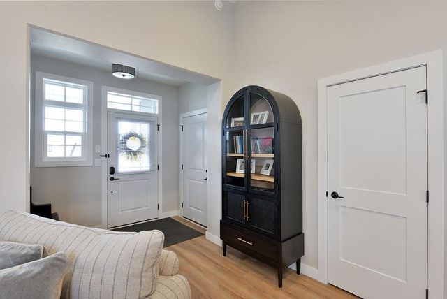 4078 49th Avenue S, Fargo, ND 58104