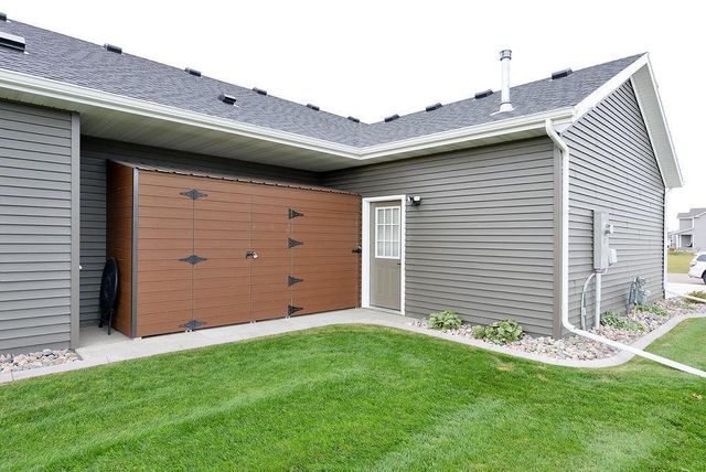 4078 49th Avenue S, Fargo, ND 58104