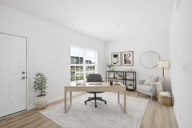 6587 E 104th Avenue, Winfield, IN 46307