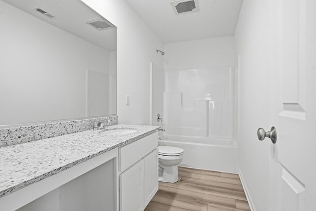 6587 E 104th Avenue, Winfield, IN 46307