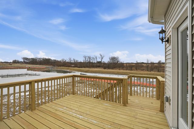 6587 E 104th Avenue, Winfield, IN 46307