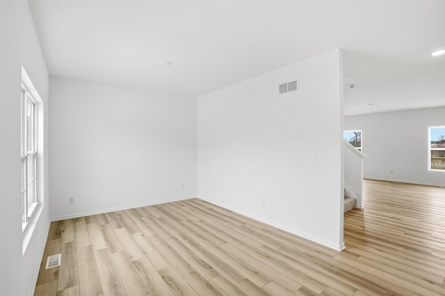 6587 E 104th Avenue, Winfield, IN 46307