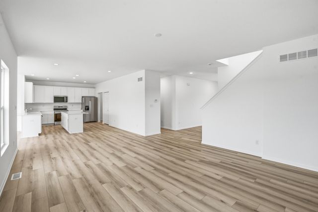 6587 E 104th Avenue, Winfield, IN 46307