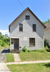 821 E 156th Street, Cleveland, OH 44110