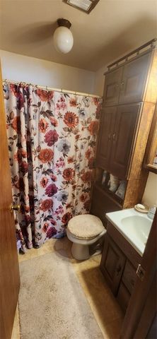 307 Mahoney Avenue, Ellwood City, PA 16117