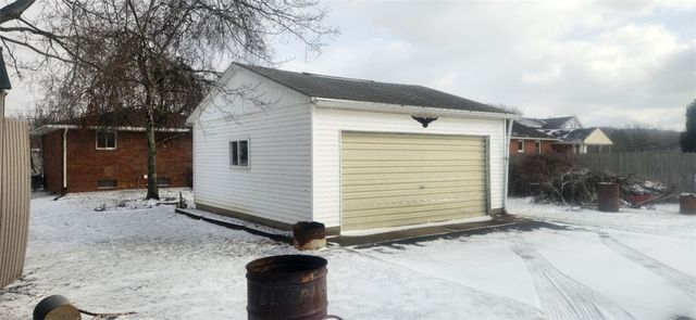 307 Mahoney Avenue, Ellwood City, PA 16117