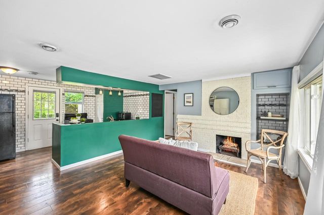 2814 S 51st STREET, Milwaukee, WI 53219