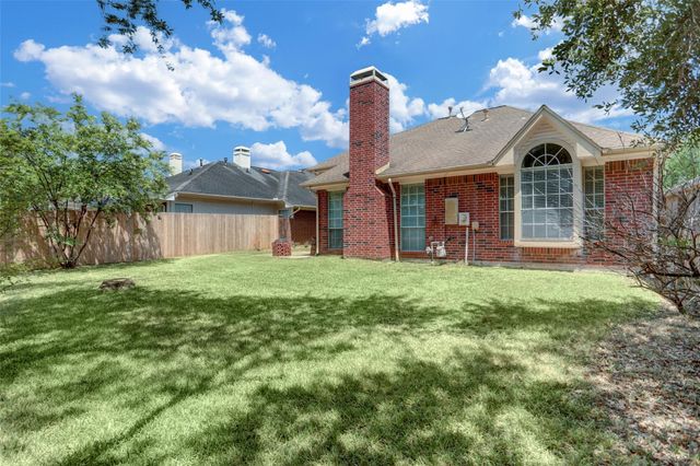 14019 Lake Trail Drive, Sugar Land, TX 77498